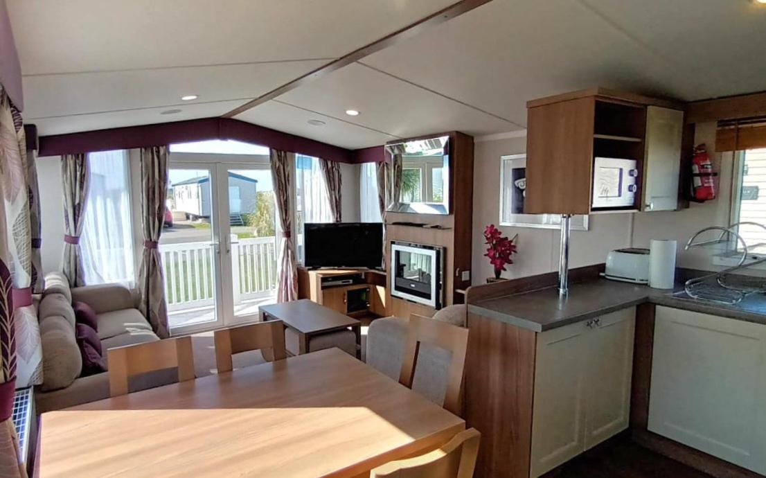 Bordeaux - Church Farm * Pagham