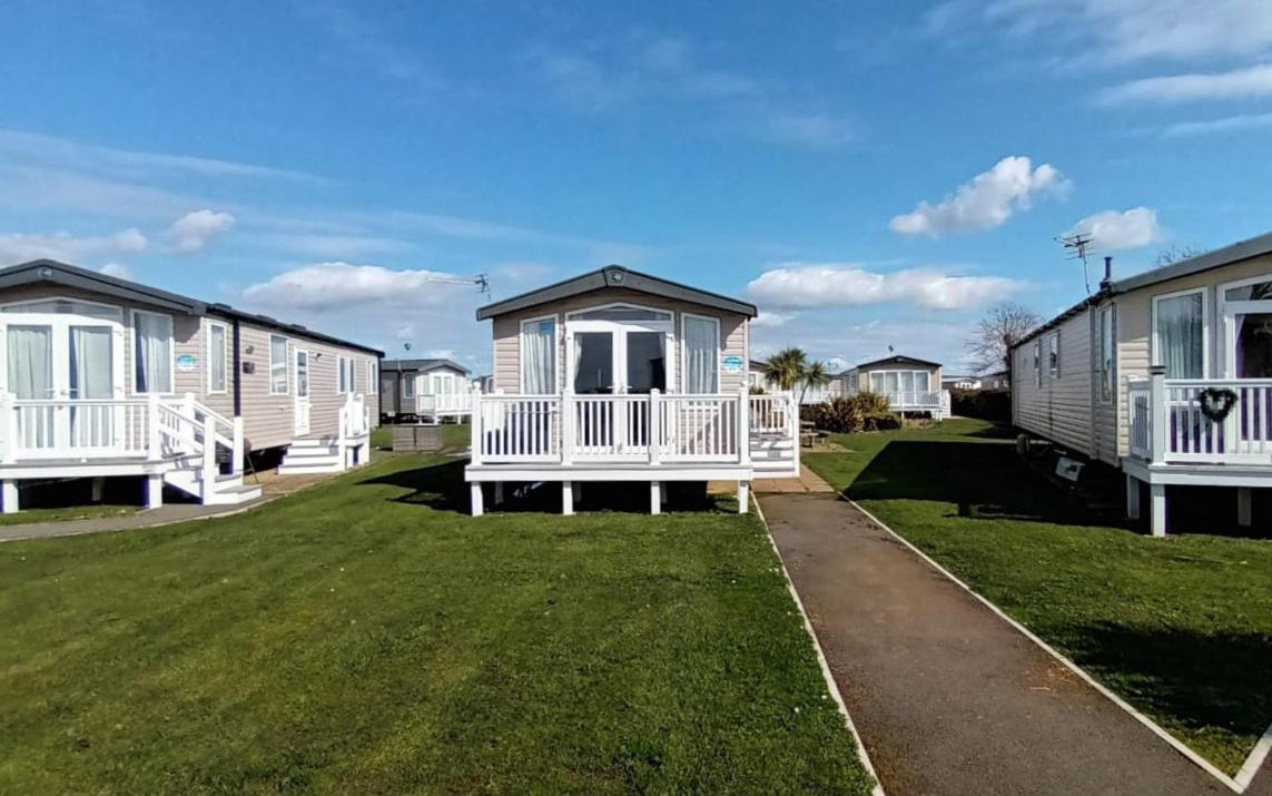 Bordeaux - Church Farm * Pagham